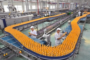 Tuyển nam công xưởng xếp hàng lên xuống truyền
